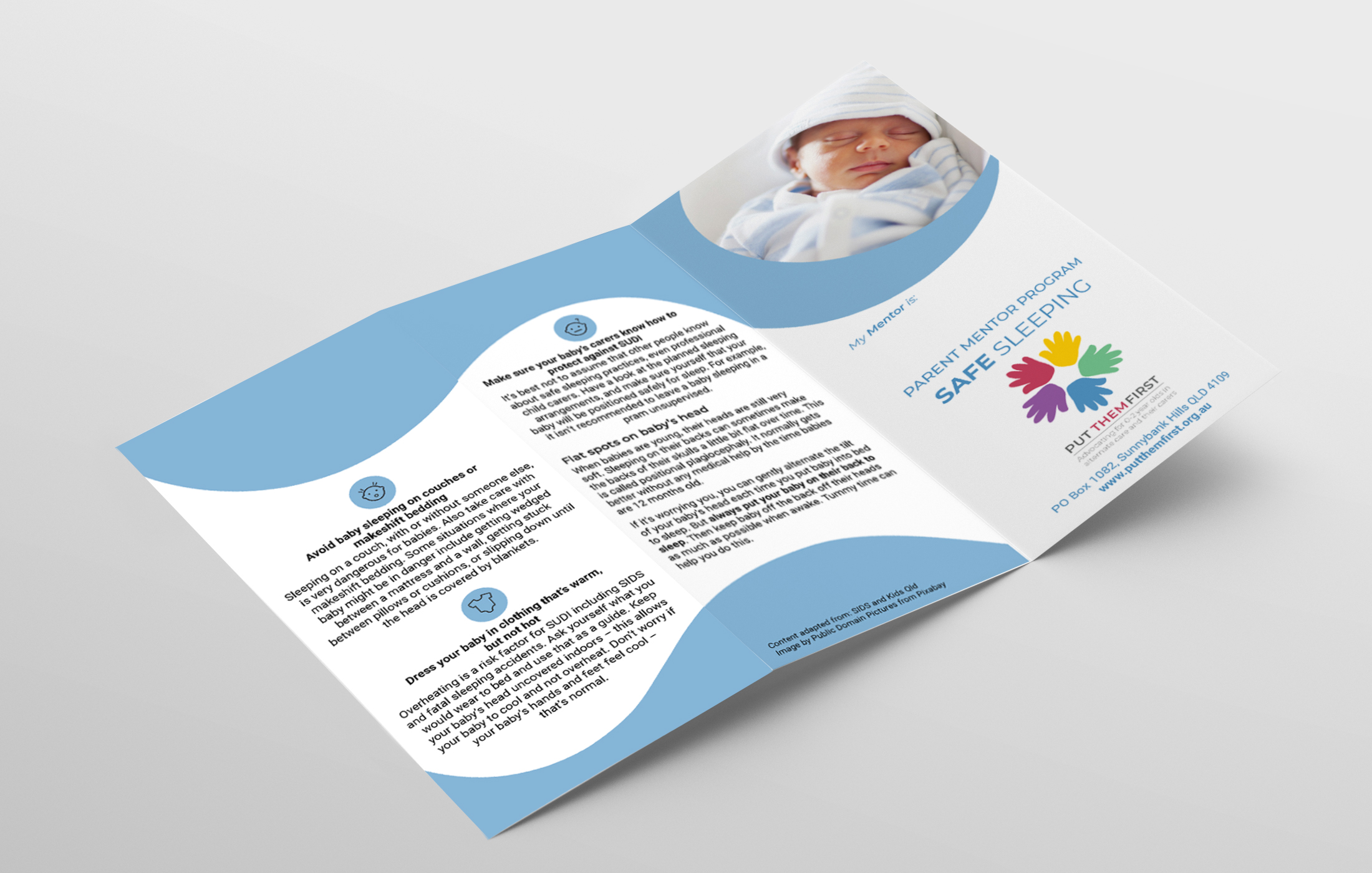 Z Fold Flyer Mockup 2